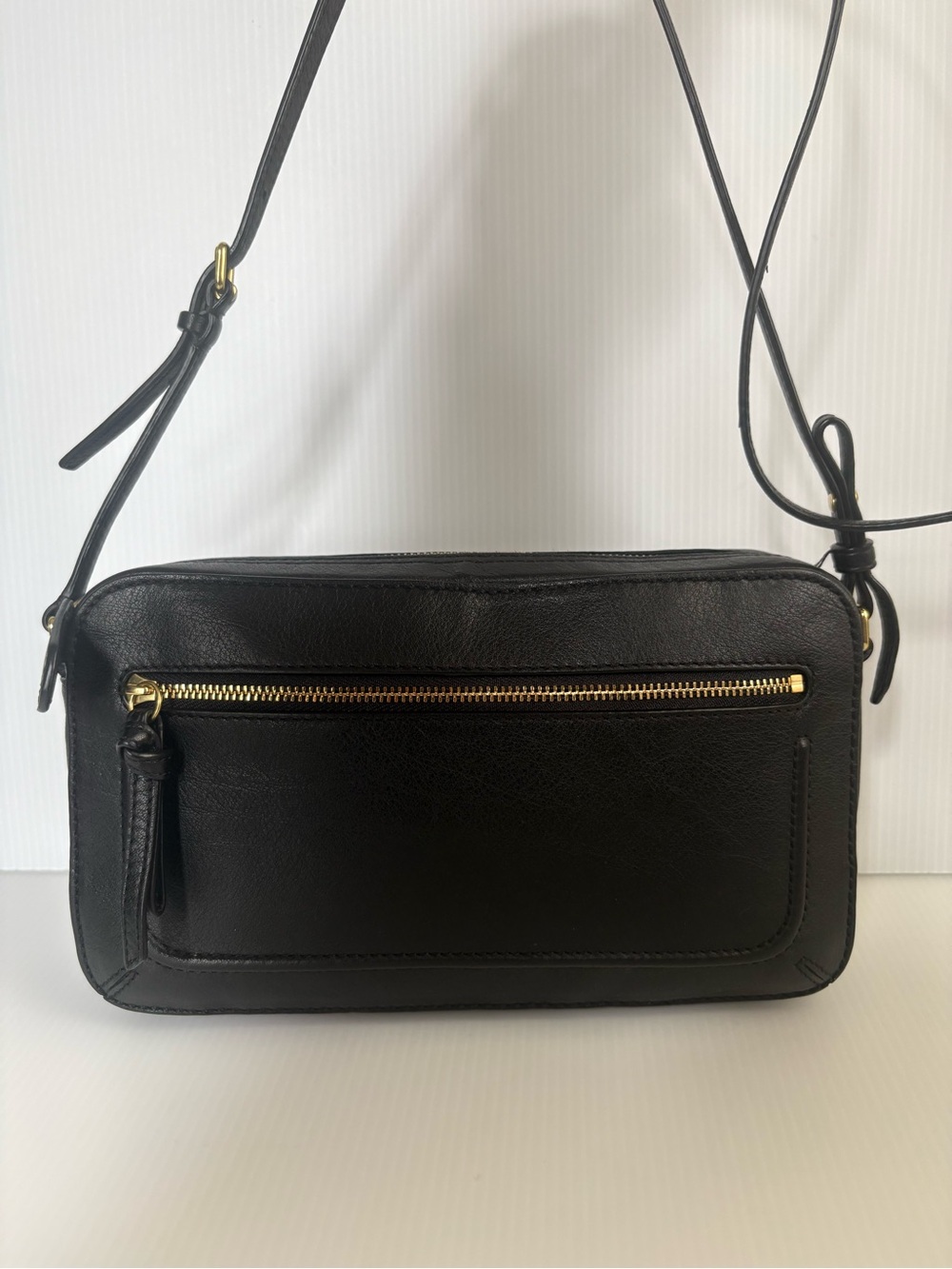 Vintage COACH Basic Bag 25401 Black Leather Clutch Crossbody USA Zipper